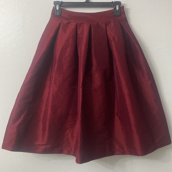 Womens‎ Paneled Circle Midi Skirt Dark Romantic Whimsigoth Holiday Red Small - Picture 1 of 8